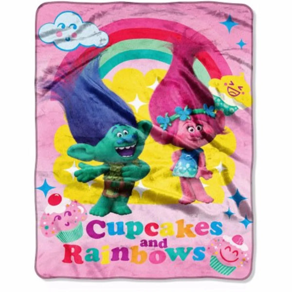 DreamWorks Trolls Poppy+Branch Cupcakes&Rainbows 46" x 60" Micro Raschel Throw