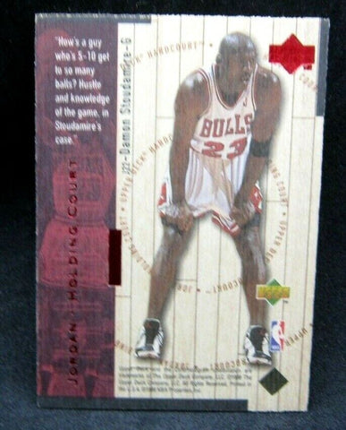 MICHAEL JORDAN/STOUDAMIRE '98 HARDCOURT JORDAN HOLDING COURT/2300!BULLS/BLAZERS2