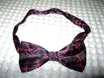 BLACK WORLD WITH MUSIC TUXEDO ADJUSTABLE  BOW TIE BOWTIE-NEW!