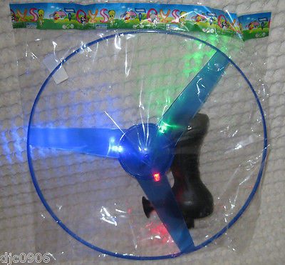 Green LIGHTUP Zoom fly COPTER helicopter NEW UFO LIGHT DISC-New in Package!