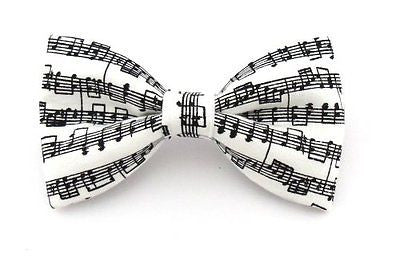 Men Musical Notes / Sheet Music Black/White Clip On Bow Tie-New in Box!