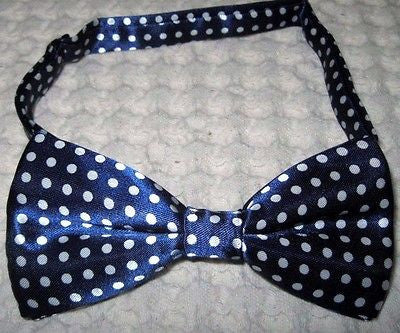 NAVY BLUE WITH WHITE POLKA DOTS PRE-TIED ADJUSTABLE BOW TIE-NEW!