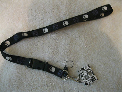 Lanyard/Landyard Skulls and Crosses Print Design 15" lanyard New With Tags!!!