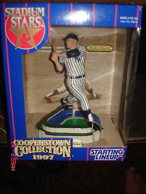 Mickey Mantle 1997 Cooperstown Collection Figure-New York Yankees Hall of Famer